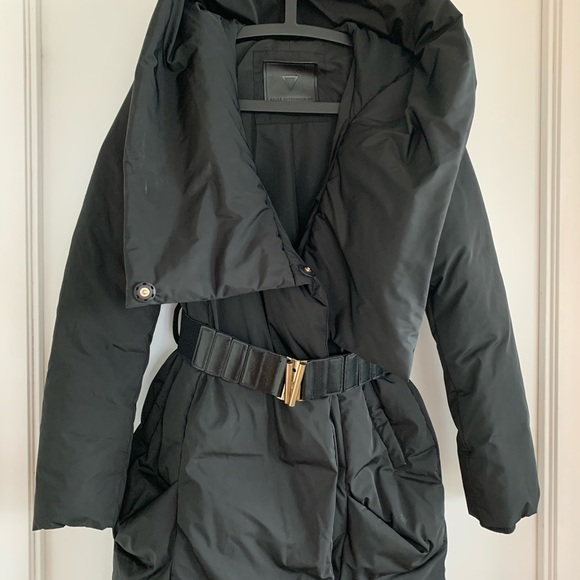 Stylish NOIZE winter puffer! - Picture 5 of 8